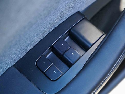 Used 2025 Tesla Model 3 Long Range image 20