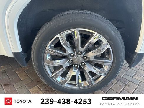 Used 2022 GMC Sierra 1500 Denali w/ Denali Reserve Package AWD/4WD image 15