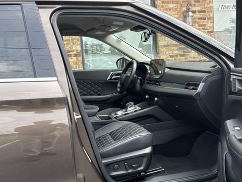 Used 2023 Mitsubishi Outlander SEL AWD/4WD image 15