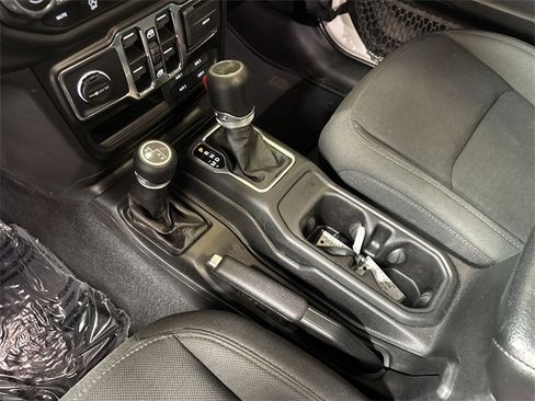Used 2021 Jeep Wrangler Unlimited Sport image 20
