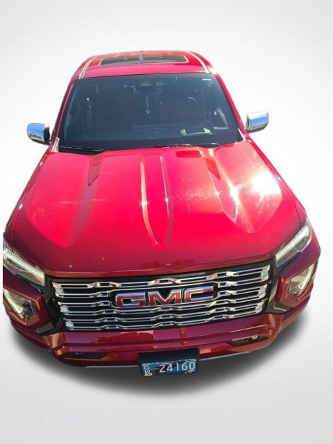 Used 2024 GMC Canyon Denali AWD/4WD image 4