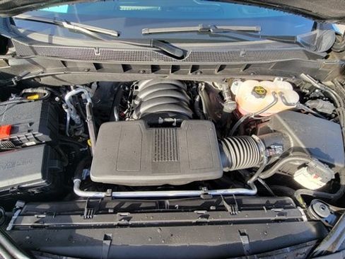 Used 2024 Chevrolet Tahoe Z71 w/ Luxury Package image 12