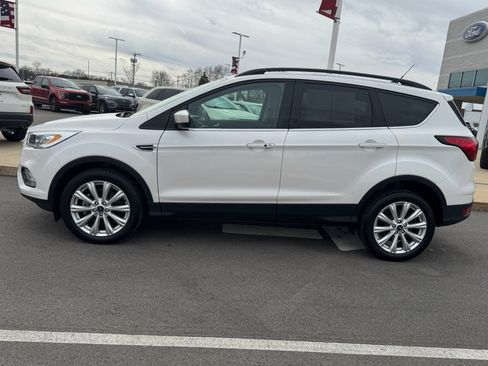 Used 2019 Ford Escape SEL image 5