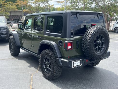 Used 2024 Jeep Wrangler Unlimited Sport AWD/4WD image 7