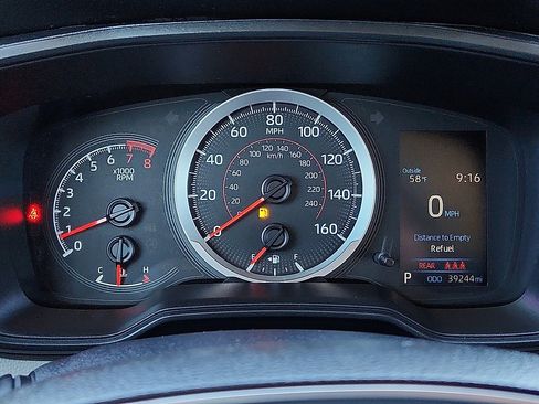 Used 2022 Toyota Corolla Cross LE image 10