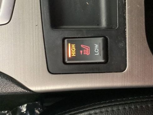 Used 2013 Subaru Outback 2.5i Limited w/ Moonroof Pkg image 24