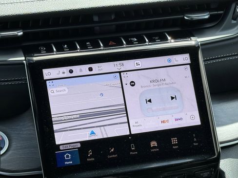 New 2025 Jeep Grand Cherokee Limited w/ Luxury Tech Group II image 13