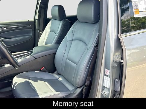 Used 2024 Buick Enclave Premium AWD/4WD image 20