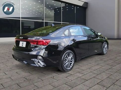 Used 2022 Kia Forte GT-Line w/ GT-Line Premium Package image 5