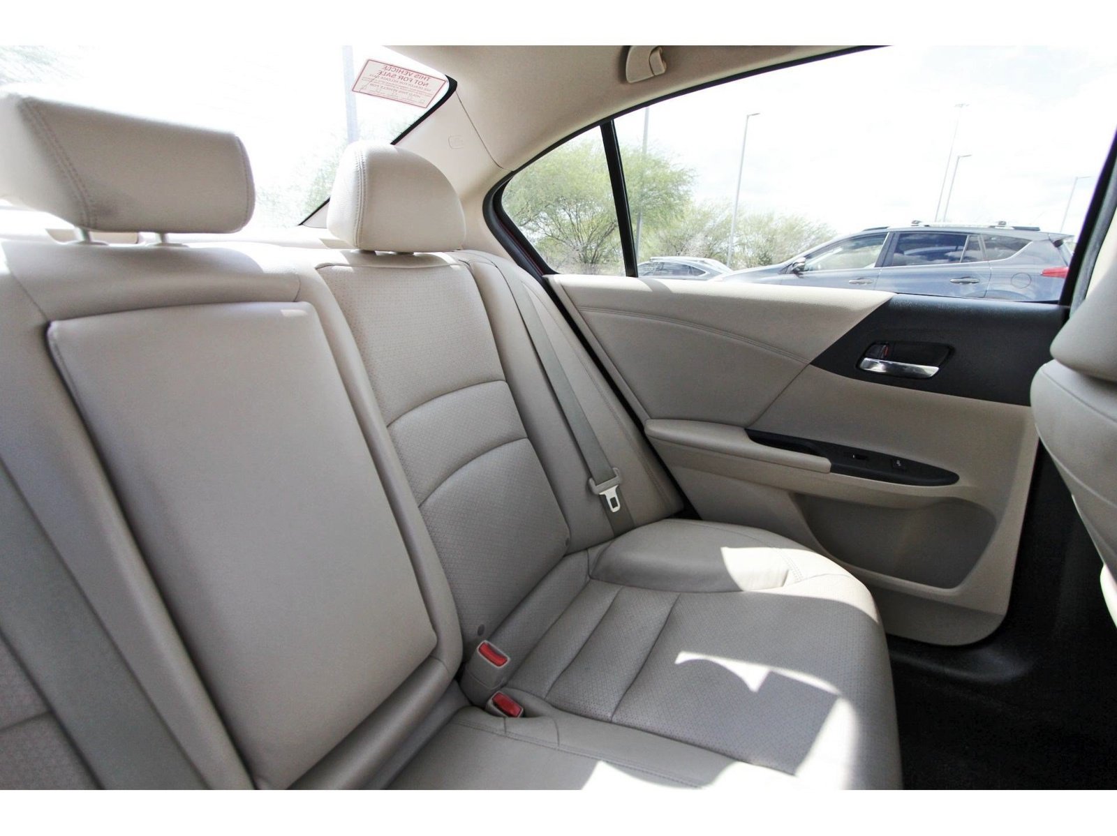Used 2016 Honda Accord Touring image 12