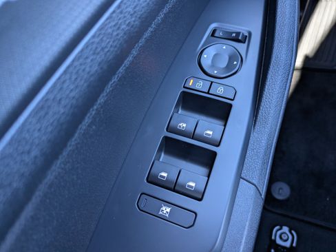 Certified 2026 Kia Sportage LX image 23