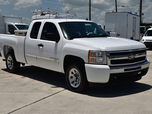 Used 2010 Chevrolet Silverado 1500 LT RWD image 1