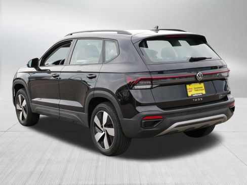 Used 2025 Volkswagen Taos S AWD/4WD image 5