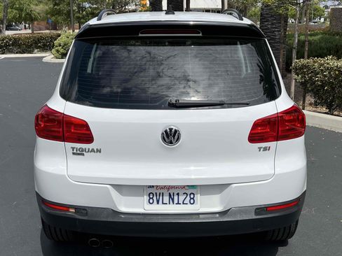 Used 2017 Volkswagen Tiguan Limited w/ Premium Package FWD image 13