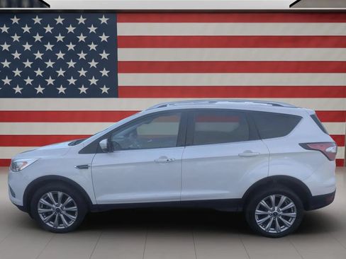 Used 2018 Ford Escape Titanium w/ Ford Safe & Smart Package AWD/4WD image 3