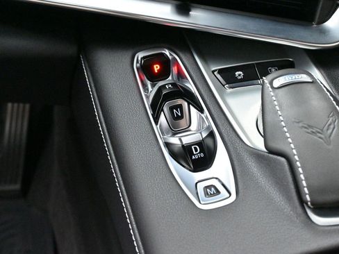 Used 2025 Chevrolet Corvette Z06 RWD image 31