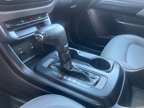 Used 2018 Chevrolet Colorado W/T image 21