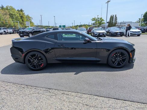 Used 2023 Chevrolet Camaro LT w/ Redline Edition RWD image 7