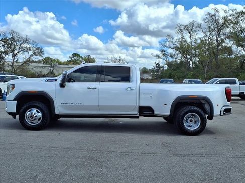 Used 2023 GMC Sierra 3500 Denali w/ Denali Ultimate Package image 4