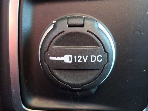 Used 2023 Jeep Gladiator Overland image 24