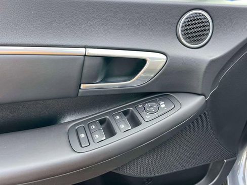 Certified 2022 Hyundai Sonata SEL image 17