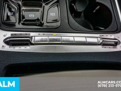 Used 2025 Kia Carnival SX Prestige image 52