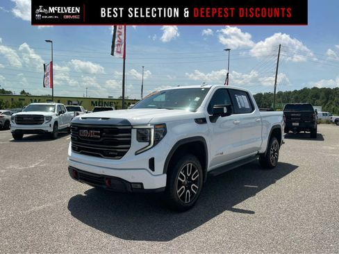 Used 2023 GMC Sierra 1500 AT4 w/ AT4 Premium Package AWD/4WD image 1