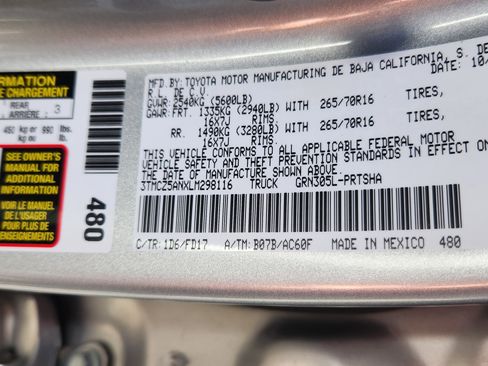 Used 2020 Toyota Tacoma TRD Off-Road image 20