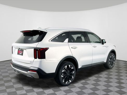 New 2026 Kia Sorento EX AWD/4WD image 32