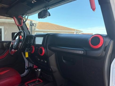 Used 2016 Jeep Wrangler Unlimited Sport w/ Quick Order Package 24S AWD/4WD image 12