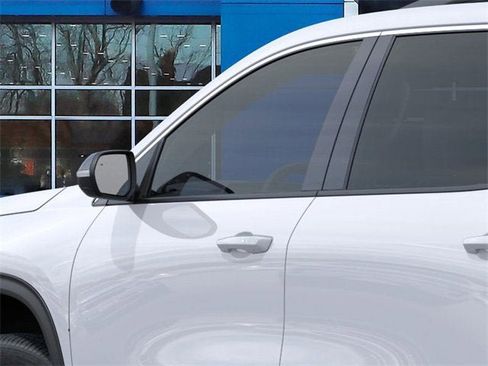 New 2026 Chevrolet Traverse LT w/ Driver Confidence Package image 12