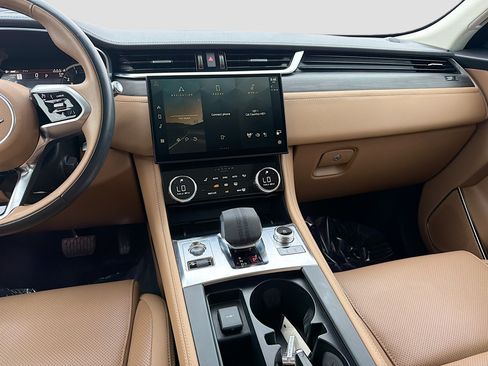 Used 2022 Jaguar F-PACE S AWD/4WD image 19