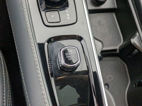 Certified 2023 Volvo XC90 T8 Ultimate image 19