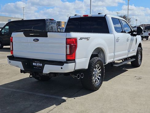 Used 2022 Ford F250 Lariat w/ Lariat Ultimate Package image 3