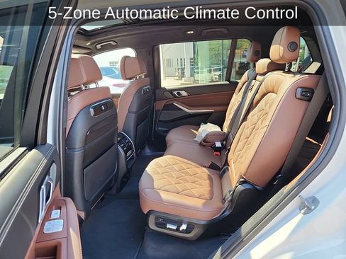 Used 2024 BMW X7 xDrive40i w/ Executive Package AWD/4WD image 12