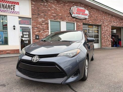 Used 2018 Toyota Corolla LE FWD image 1