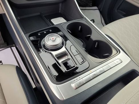 New 2026 Kia Carnival EX image 11