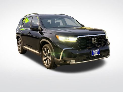 Used 2023 Honda Pilot Elite image 2