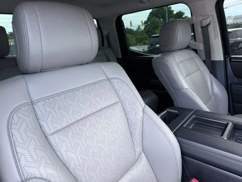 Used 2022 Toyota Tundra SR5 RWD image 19