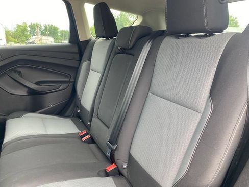 Used 2018 Ford Escape SE FWD image 17