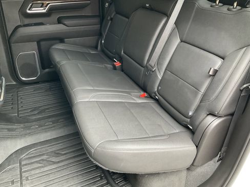 Used 2022 GMC Sierra 1500 Elevation w/ Elevation Premium Package AWD/4WD image 38