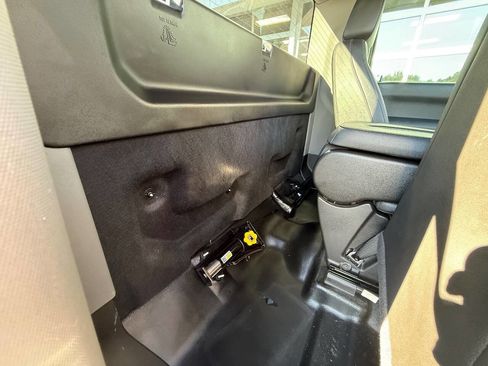 Used 2021 Chevrolet Silverado 1500 W/T w/ WT Value Package image 34