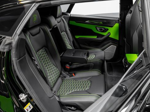 Used 2022 Lamborghini Urus image 28