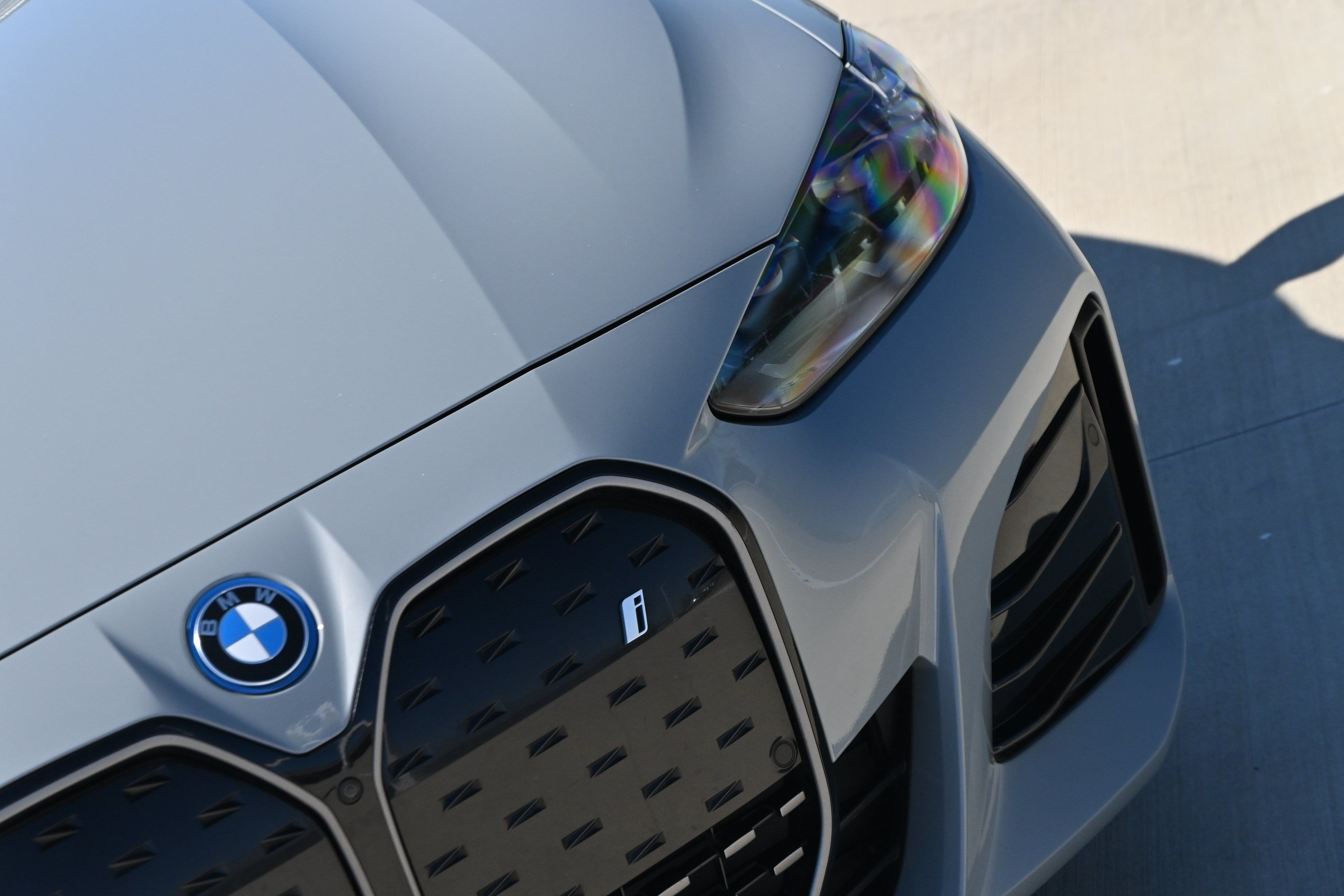 Certified 2024 BMW i4 eDrive40 w/ M Sport Package RWD image 38