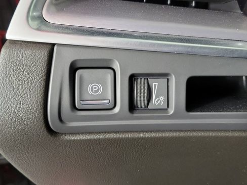 Certified 2023 Cadillac XT5 Luxury FWD image 31