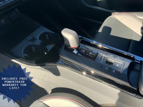 New 2026 Toyota Prius Plug-In Hybrid FWD image 10