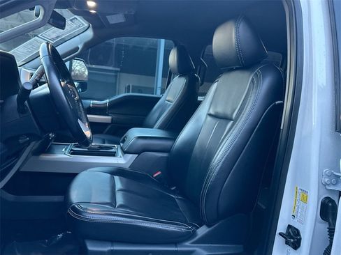 Used 2021 Ford F250 Lariat w/ FX4 Off-Road Package image 13