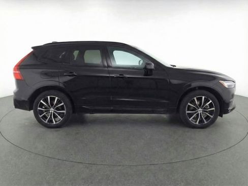 Used 2023 Volvo XC60 B5 Plus w/ Climate Package image 38