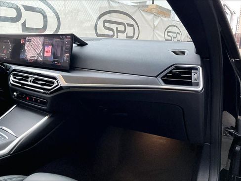 Used 2024 BMW 430i Coupe image 18