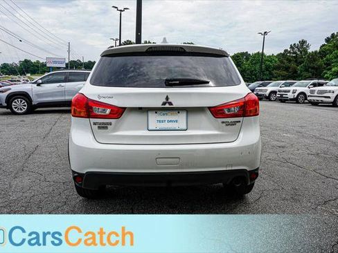 Used 2017 Mitsubishi Outlander Sport ES FWD image 14